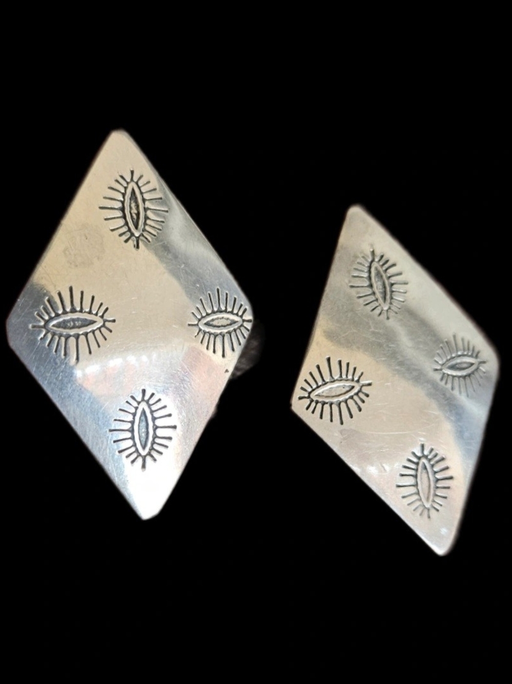 Vintage Taxco Mexico Hand Stamped Sterling Silver Diamond Earrings TC-203